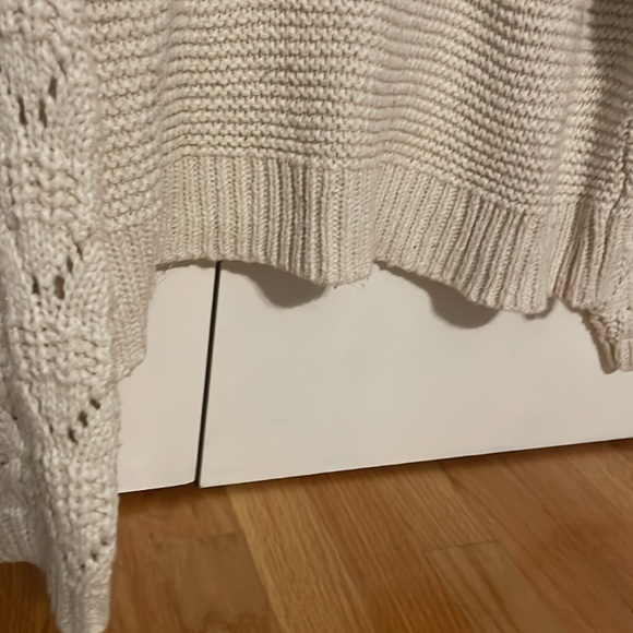 Universal Thread Sweater - Picture 3 of 5